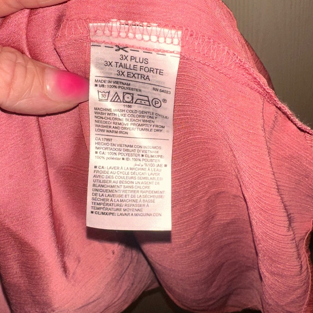 Old Navy Women's Red Ruffle Top - Picture 4 of 4
